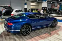 Rückansicht: Bentley Continental GT III, fotografiert auf der Auto Zürich, November 2018.