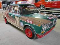 Lada WAS-2103 als Ralley-Fahrzeug in der Retro Car Show im Einkaufszentrum  Piterlend  in St. Petersburg, 17.2.18