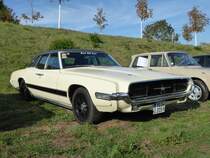 Ford Thunderbird aufgenommen am 06.10.2018, Oldtimertage Linslerhof