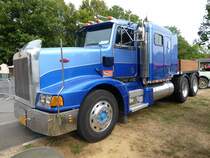 Peterbilt 377 aufgenommen am 04.08.2018, Vintage Cars & Bikes in Steinfort