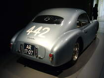 Cisitalia 202 Grand Sport Coupe, gebaut von 1948 bis 1952 in ca. 170 Einheiten. Das Modell 202 war das erste Straßenfahrzeug der Manufaktur Cisitalia/Turin. Es gab ein Coupe und ein Spider Modell. Der Motor stammt aus dem Fiat Millecento und leistet aus einem Hubraum von 1089 cm³ 70 PS. Die Höchstgeschwindigkeit wurde von der C ompagnia 
I ndustriale S portiva Italia na S.p.A. angegeben. Sportwagenausstellung in Düsseldorf am 20.01.2019.