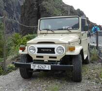 =Toyota Land Cruiser steht im Januar 2019 in Masca/Teneriffa