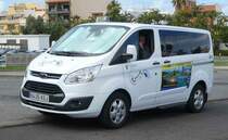 =Ford Transit als Taxi steht am Loro-Parque/Teneriffa, 01-2019