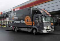 =MB 818 von trans-o-flex steht im Februar 2019 in Petersberg zur Entladung