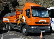 =Renault des Betreibers der Teideseilbahn steht im Januar 2019 an der Talstation