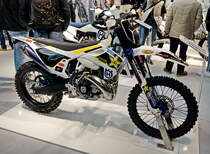 Husqvarna TE 300i (Enduro). 1-Zylinder; 2-Takt Motor mit 293,2ccm. Foto: Berliner Motorrad Tage, BMT, 08.02.2019