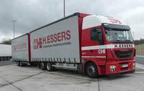 =Iveco Hängerzug von ESSERS rastet im Oktober 2018 an der A 7