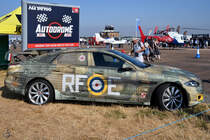 Ein Jaguar XF im Spitfire-Design Mitte Juli 2018 in Fairford.