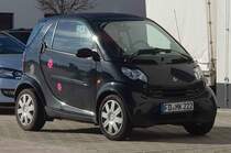 =Smart steht im Februar 2019 in Petersberg