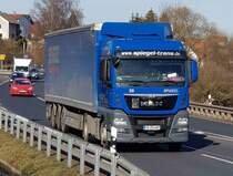 =MAN-Sattelzug von  spiegel-trans  unterwegs auf der B 27 im Februar 2019