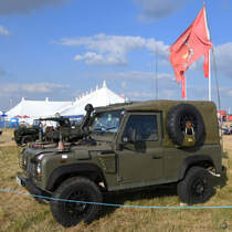 Ein Land Rover Defender Mitte Juli 2018 in Fairford.