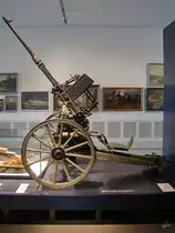 Eine Flugabwehrkanone im Militärhistorischen Museum der Bundeswehr. (Dresden, April 2017)