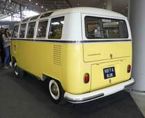=VW T 1 Samba steht bei den Retro Classics in Stuttgart, 03-2019