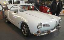 =Karmann Ghia, steht bei den Retro Classics in Stuttgart, 03-2019