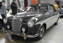 =MB 220 S Cabrio, ausgestellt bei den Retro Classics in Stuttgart, 03-2019