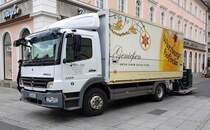 =MB Atego 1224 eines Getränkehändlers steht in Bad Kissingen zur Entladung, 03-2019