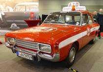 =Ford Taunus P 7 des AvD, gesehen bei den Retro Classics in Stuttgart, 03-2019