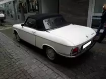 Heckansicht eines Peugeot 304S Cabriolet aus dem Modelljahr 1974. 12. Oldtimertreffen in Essen-Kettwig am 01.05.2019.