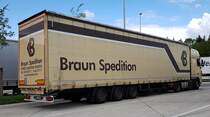 =DAF XF von  BRAUN SPEDITION  steht im Mai 2019 an der A 7