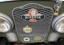 =Frontpartie des Minerva-Geländewagen, ein belgischer Lizenzbau des Land Rover, ausgestellt bei der Technorama Kassel im März 2019