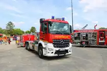 Feuerwehr Großwalstadt Mercedes Benz Arocs WLF am 26.05.19 beim Kreisfeuerwehrtag in Michelstadt (Odenwald)