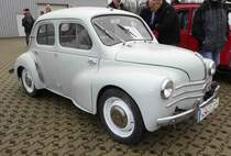 =Renault 4 CV, gesehen bei der Technorama Kassel im März 2019