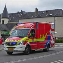 Am 30.05.2019 fuhr mir dieser Rettungswagen (Mercedes Benz Sprinter) in Wiltz vor die Linse