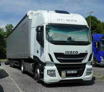 =Iveco X 7 aus Litauen rastet an der A 7 im Juni 2019