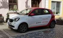 =Smart for four der Marienapotheke steht im Juni 2019 in Hünfeld