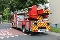 Feuerwehr Schwalbach IVECO Magirus DLA(K) 23/12 am 23.06.19 in Eschborn 