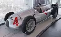 =Auto Union Typ D,  Bj. 1939, V 12 Motor mit 485 PS, 2985 ccm, im Audi-Museum Ingolstadt im April 2019.