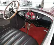 =Innenansicht des Horch 8 Typ 303, Bj. 1927, 3132 ccm, 60 PS, steht im Audi-Museum Ingolstadt im April 2019.