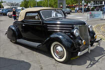 Ford Cabriolet Bj1936, 8 Zyl, 4200 ccm, 160 Ps, aufgenommen beim Oldtimertreff in Remich. 14.07.2019