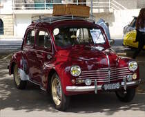 Renault 4 CV war beim Oldtimertreff in Remich ausgestellt. 14.07.2019