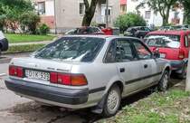Toyota Carina II. Wenn man zuschaut sind noch einige auf den Strassen zu sehen. Foto: Pecs (HU), Mai 2019.