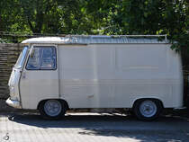 Ein Peugeot J 7 Serie II Ende Juni 2019 in Hattingen