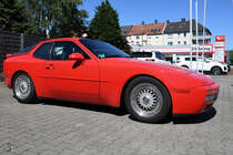 Ein topgepflegter Porsche 944 S2 Ende Juni 2019 in Hattingen.