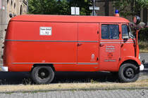 Ein Mercedes-Benz L319B, ist hier als Schlauchwagen SW1000 der Freiwilligen Feuerwehr Kirchhellen zu sehen. (Hattingen, Juni 2019)