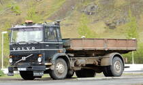 Volvo F6 16S der achtziger Jahre am 14.06.19 in Seydisfjördur