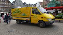 =MB Sprinter der Gärtnerei NAGEL steht auf dem Wochenmarkt in Rendsburg, Mai 2019
