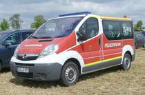 =Opel Vivaro steht auf dem Besucherparkplatz der Rettmobil 2019 in Fulda, 05-2019