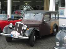 IFA F8 700 Kombi Bauj. 1950 - 2 Zyl. - 690 ccm - 20 PS, 10. Oldtimer-Rallye des OC Schalksm�hle 2003