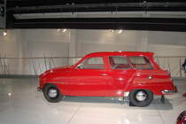 Profilansicht eines Saab 95 des Modelljahres 1961. Saab-Museum Trollhättan am 04.07.2007.