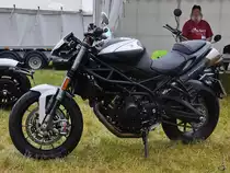 Eine Moto Morini Corsaro ZZ, so gesehen im Juli 2019 in Fairford.