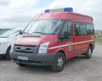=Ford Transit der Feuerwehr FREIENSTEINAU, steht auf dem Besucherparkplatz der Rettmobil 2019 in Fulda, 05-2019