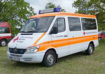=MB Sprinter vom DRK OV PLETTENBERG, abgestellt auf dem Besucherparkplatz der Rettmobil 2019 in Fulda, 05-2019