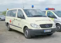 =MB Vito des DRK, abgestellt auf dem Besucherparkplatz der Rettmobil 2019 in Fulda, 05-2019