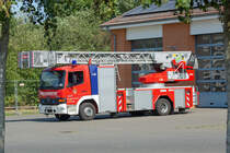 DLK 23/12 MB ATEGO 1528 / METZ L32 der Freiwilligen Feuerwehr Ueckermünde. - 08.08.2019