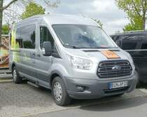 =Ford Transit von  MobilTec  steht auf dem Besucherparkplatz der Rettmobil 2019 in Fulda, 05-2019