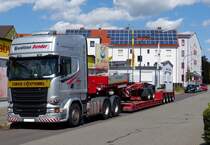 Scania R580 Schwerlast-Sattelzug gesehen in Weiden Oberpfalz 11.08.2019